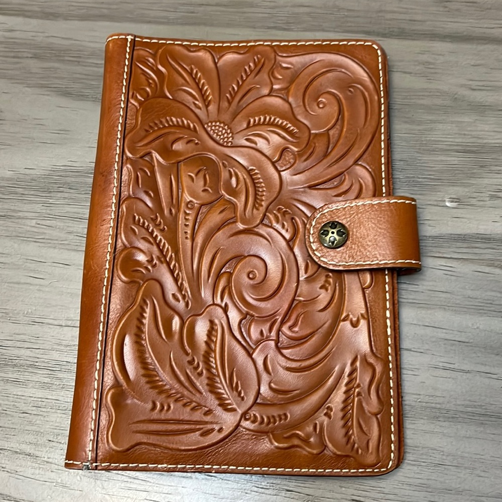 PATRICIA NASH LEATHER TOOLED LEATHER PLANNER/ORGANIZER COVER